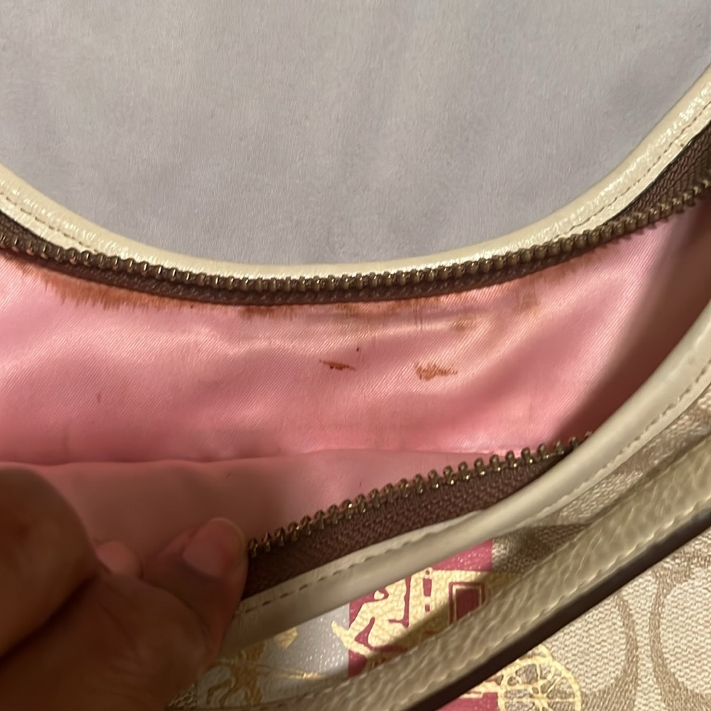 Authentic Coach Handbag! - Picture 12 of 14